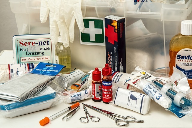 Emergency kit pic taken from pixabay